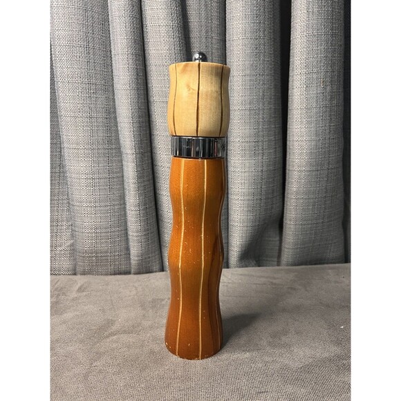 Robert Wilhelm William Bounds Wooden Pepper Mill Grinder Salt Shaker Combo - Picture 1 of 15
